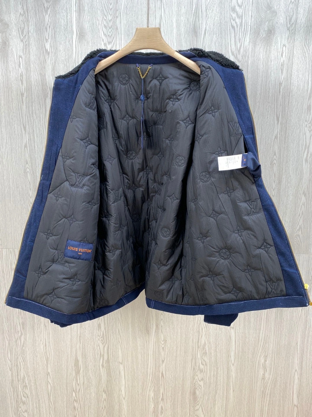 wg.luxury- 8V oversized item:D-F409L2324